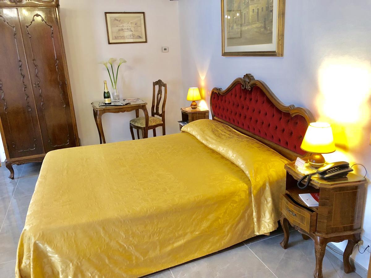 Hotel Ariel Silva Velence Kültér fotó