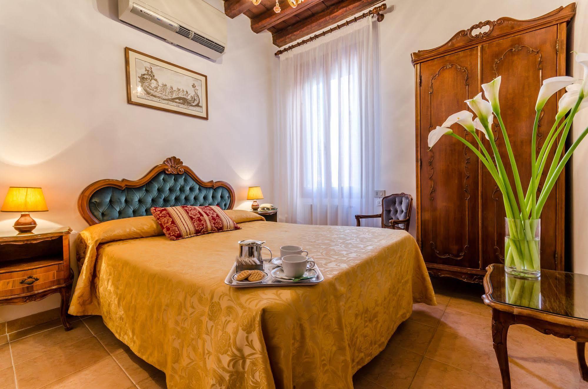 Hotel Ariel Silva Velence Kültér fotó